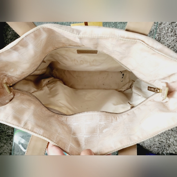 SOLD!!Original Chanel travel tote - Picture 11 of 16